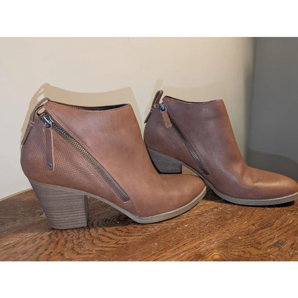 Women's dv Brown Ankle Boots & Booties Size 11 - Picture 2 of 7